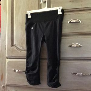 Under armor running capris